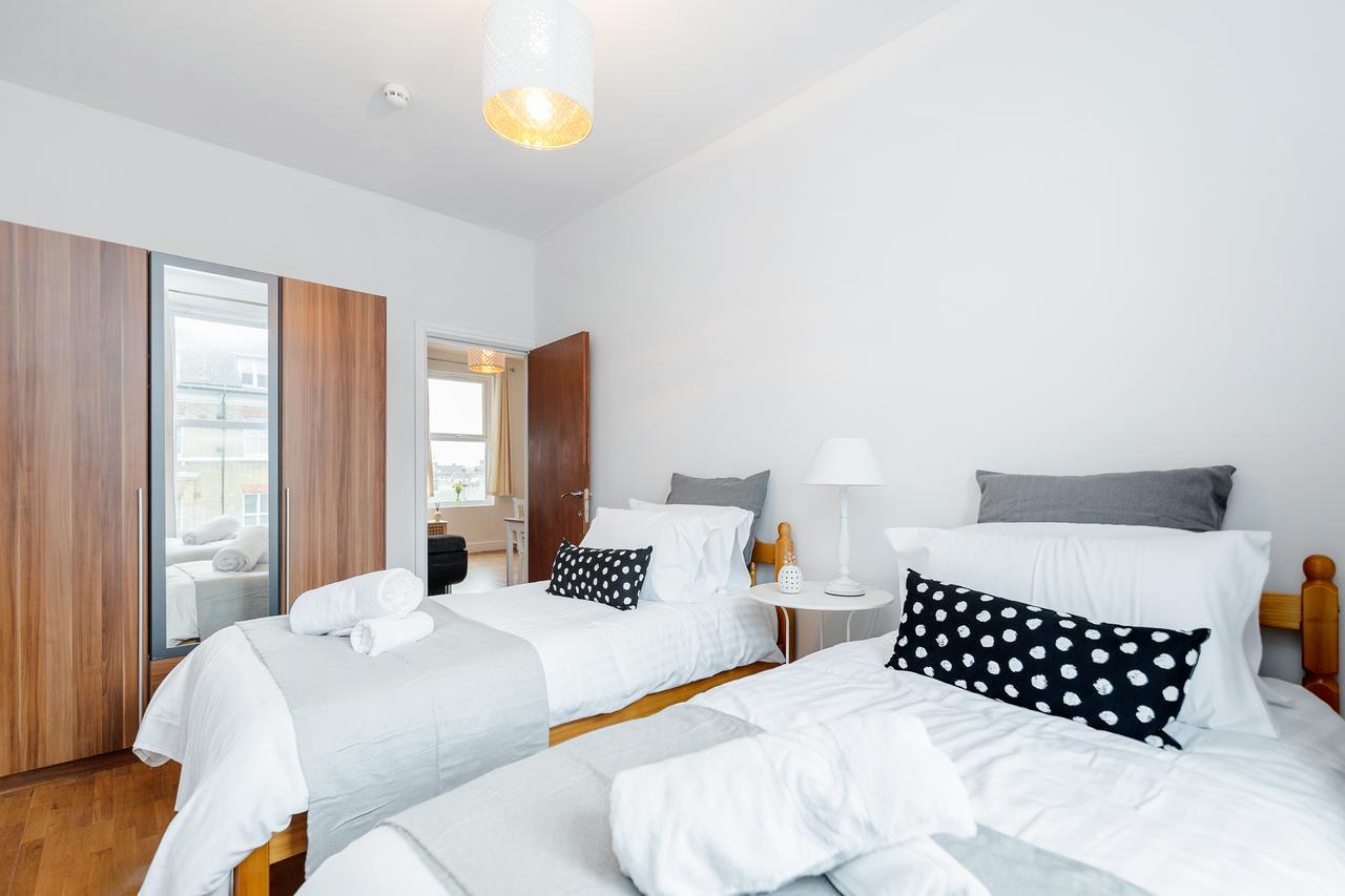 Welcomestay Clapham Junction 2 Bedroom Apartment ลอนดอน ภายนอก รูปภาพ