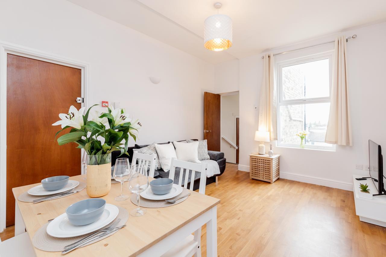 Welcomestay Clapham Junction 2 Bedroom Apartment ลอนดอน ภายนอก รูปภาพ