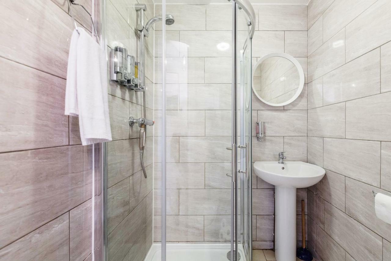 Welcomestay Clapham Junction 2 Bedroom Apartment ลอนดอน ภายนอก รูปภาพ