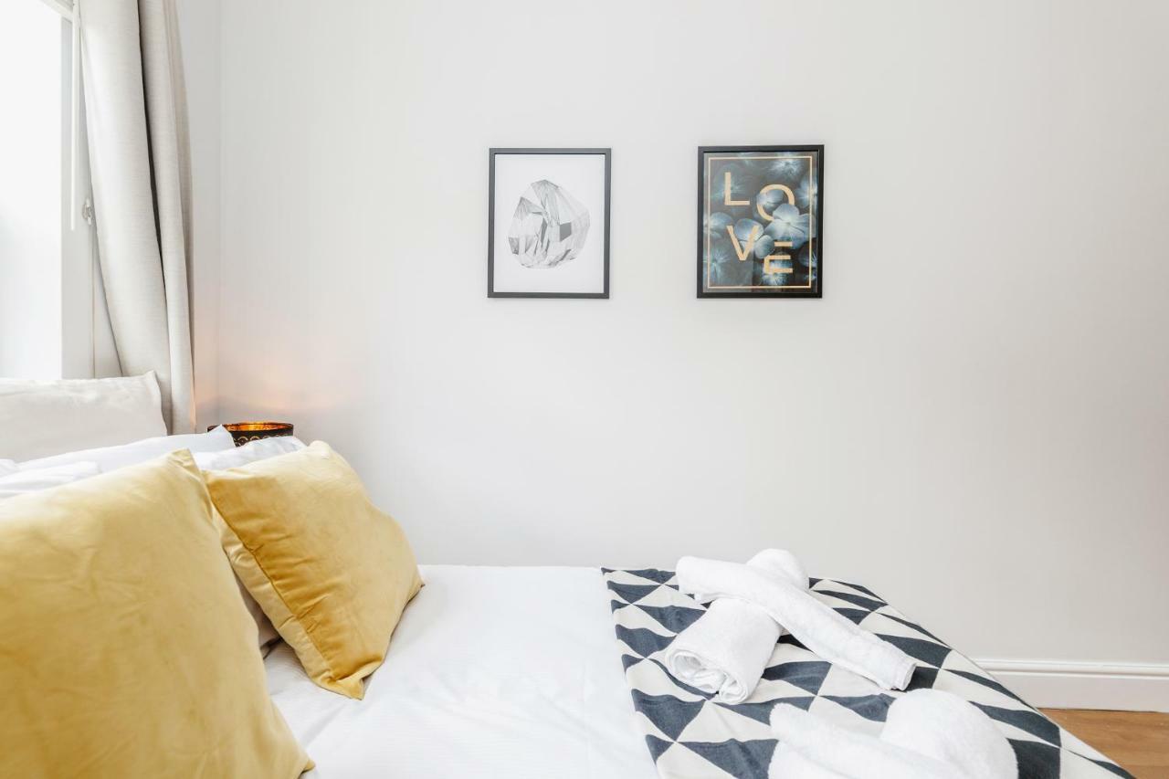 Welcomestay Clapham Junction 2 Bedroom Apartment ลอนดอน ภายนอก รูปภาพ